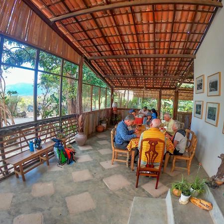 Donana Hostel De Guine Guine de Baixo Luaran gambar